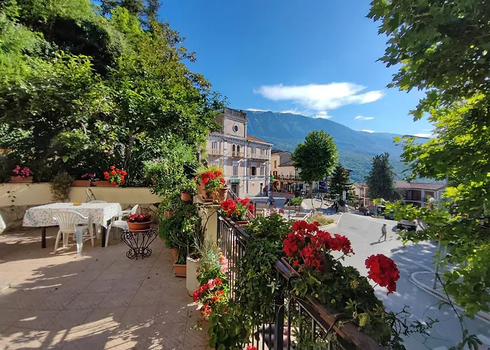 Konukevi Amoroso's House, 3*