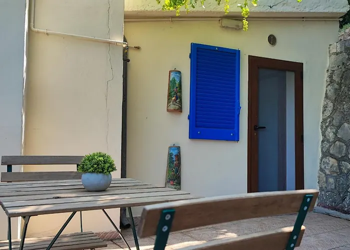 Konukevi Amoroso's House,